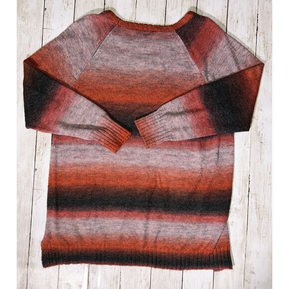 Express Round Neck Pullover Striped Knit Sweater Medium - Picture 5 of 7